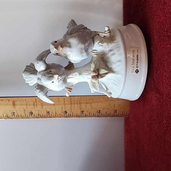 It's a Small World, Otagiri Music Box, Hand Crafted Original Japan. - Picture 8 of 9